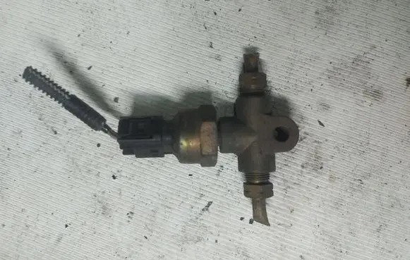 Volvo XC90 Brake power pressure regulator 3524132