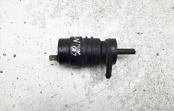 Mercedes-Benz Sprinter W901 W902 W903 W904 Windscreen/windshield washer pump