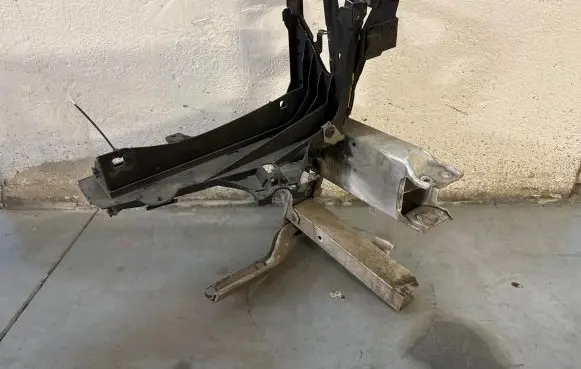 BMW 7 F01 F02 F03 F04 Headlight/headlamp mounting bracket 7184160 7273400 7186514