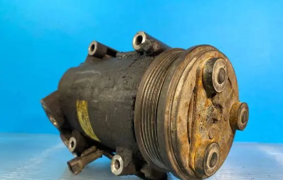 Ford Focus Air conditioning (A/C) compressor (pump)
