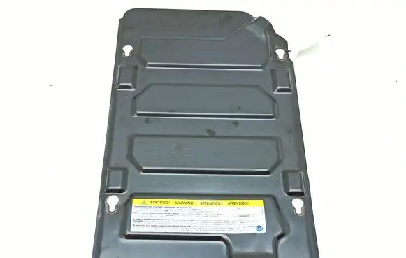 Mercedes-Benz Sprinter W906 Battery box tray cover/lid 9066840118
