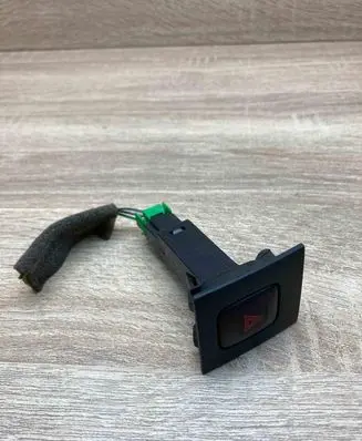 Volvo S80 Hazard light switch 30710106 09W431 WITHPLUG
