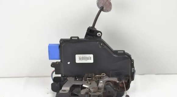 Volkswagen Caddy Front door lock 3D1837015a