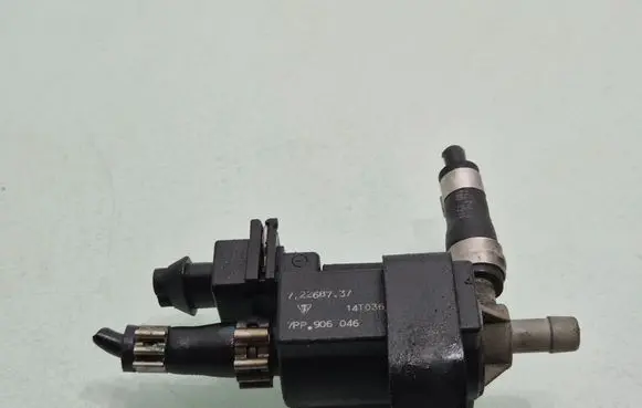 Porsche Macan (95B) Turbo solenoid valve 7PP906046