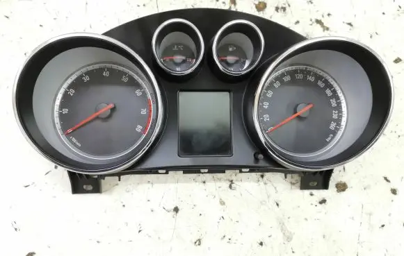 Opel Insignia A Speedometer (instrument cluster) 12844139