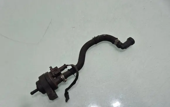 Citroen C4 I Vacuum valve 9662640480