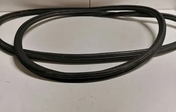 Audi Q5 SQ5 Rubber seal rear door 8R0831721F