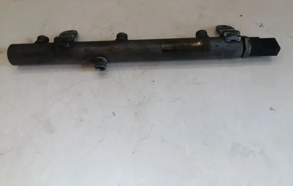 Fuel main line pipe