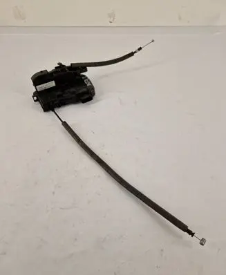 KIA Sportage Front door lock