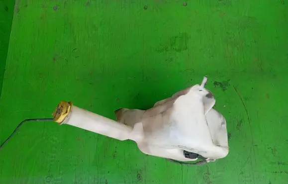 Chrysler Sebring (ST-22 - JR) Windshield washer fluid reservoir/tank