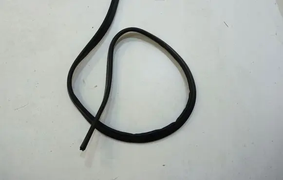 Skoda Karoq Engine compartment rubber 
