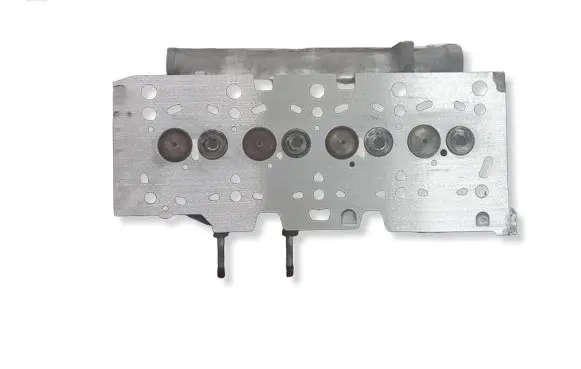 Renault Clio II Engine head 1617F7