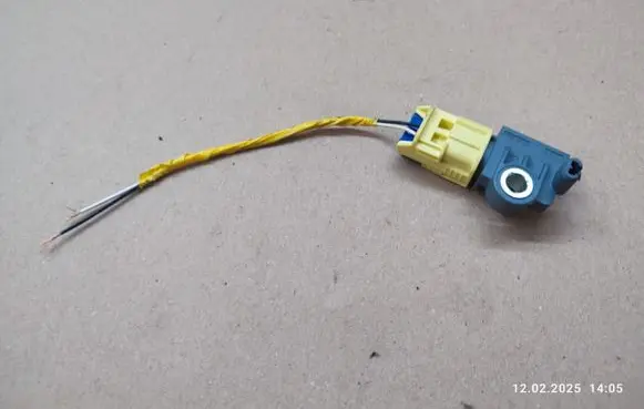 Hyundai Tucson TL Airbag deployment crash/impact sensor 95920B4000