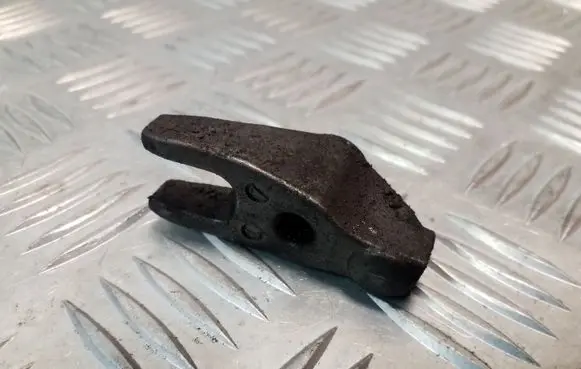 Chrysler Grand Voyager V Fuel Injector clamp holder