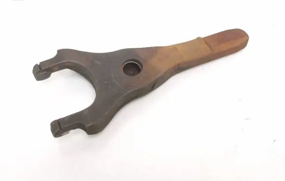 Toyota Avensis T250 Clutch release arm fork 4020140 9184V5DT