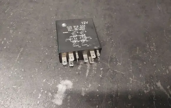 Skoda Octavia Mk1 (1U) Other relay 1U0919533 455