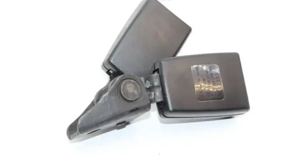 Audi A5 8T 8F Middle seatbelt buckle (rear) 8J8857739J