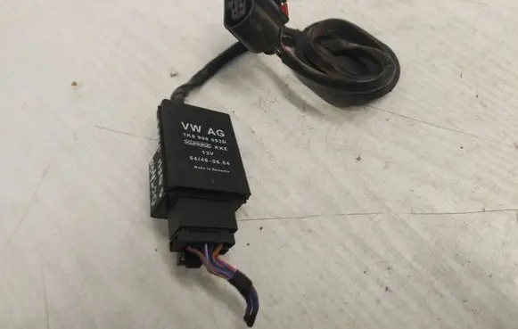 Skoda Octavia Mk2 (1Z) Fuel injection pump control unit/module 1K0906093D 04460604