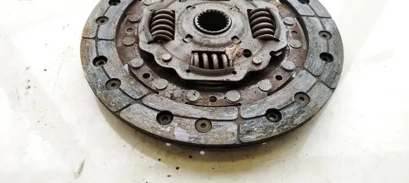Ford Mondeo MK II Clutch pressure plate 321004810