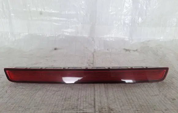 Skoda Superb B6 (3T) Third/center stoplight 3T9945097