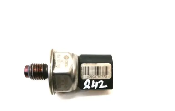 Fuel pressure sensor