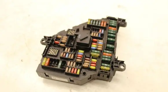 BMW 7 F01 F02 F03 F04 Fuse box set 1670499