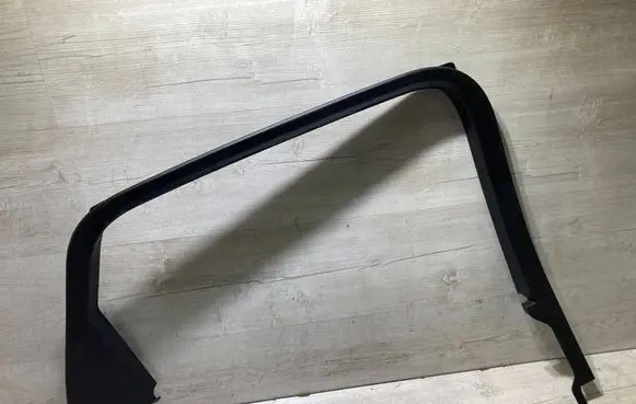 Other rear door trim element