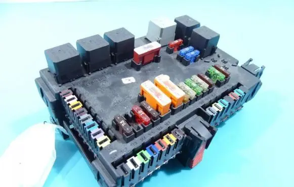 Mercedes-Benz S W221 Fuse box set A2219067000 IMPRK1310504