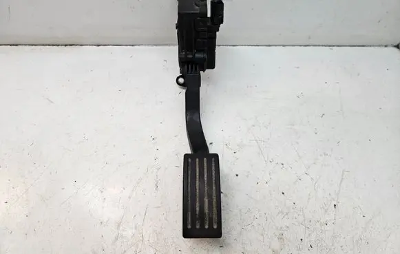 Mazda 3 I Accelerator throttle pedal 4M519F836AG