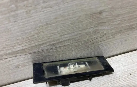 BMW 1 F20 F21 Number plate light 7193294