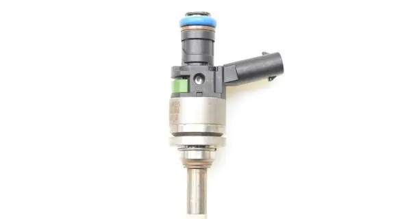 Mercedes-Benz C W204 Fuel injector A2710780823