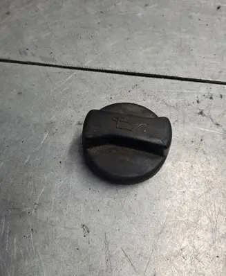 Audi A3 S3 8L Oil filler cap 026103485A