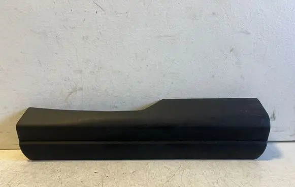 BMW i4 Front sill trim cover 7491188