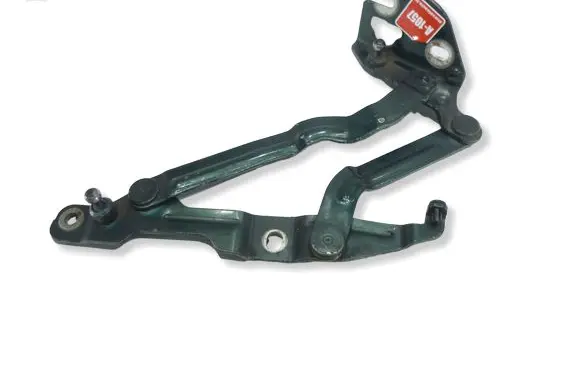 Volkswagen PASSAT B5 Tailgate/trunk/boot hinge 3B5827301