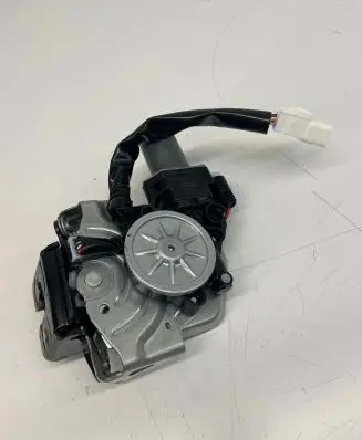 Lexus RX 450H Tailgate/trunk/boot lock/catch/latch 1638000770