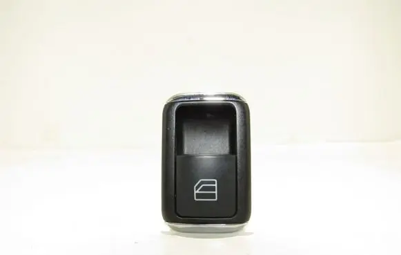 Mercedes-Benz C W204 Electric window control switch a2048700451