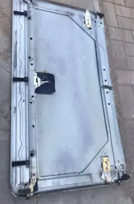 Mercedes-Benz W123 Sunroof frame 