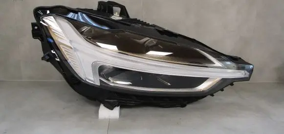 Volvo XC60 Headlight/headlamp 32133545 40000037210641 0303200757