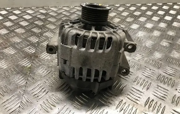 Opel Insignia A Generator/alternator TG12C155 13586366 2618063A