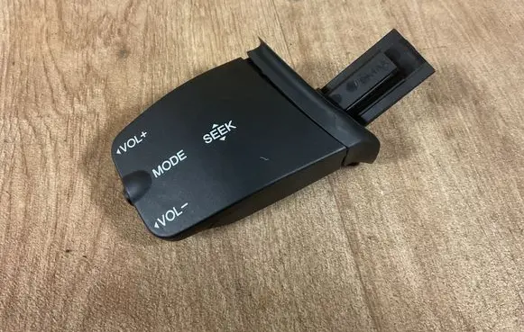 Ford Focus Multifunctional control switch/knob 3M5T14K14