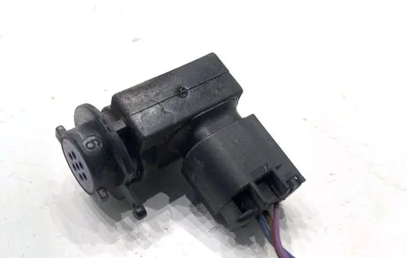Volkswagen PASSAT B7 Interior temperature sensor A6519050100