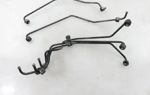 Audi A4 S4 B6 8E 8H Fuel injector supply line/pipe 