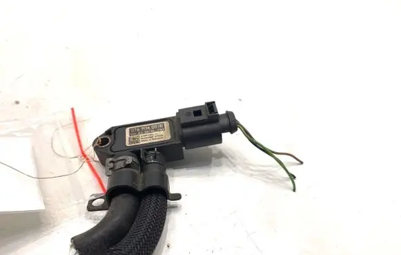 Volkswagen Golf VI Fuel pressure regulator