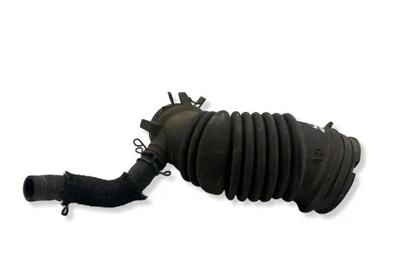 Toyota Avensis T270 Turbo air intake inlet pipe/hose 1788326060