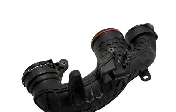 Volvo XC90 Air intake duct part 31370316