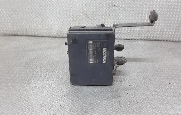 Volvo V50 ABS Pump 30672506A 4N512C405EB
