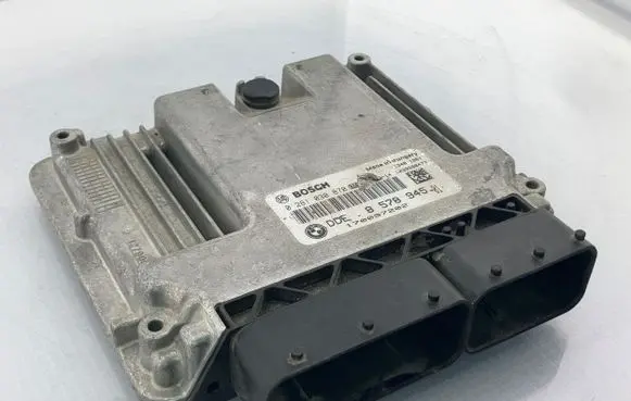 BMW 1 F20 F21 Engine control unit/module 8578945 170097202 1039S68477