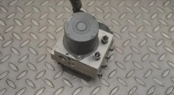 Land Rover Discovery 5 ABS Pump HPLA14F447AE