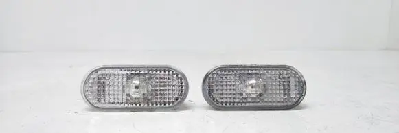 Volkswagen Golf IV Front fender indicator light 014411406N