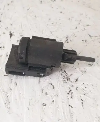 Audi A6 S6 C6 4F Brake pedal sensor switch 3B0945511C 19322010 03079